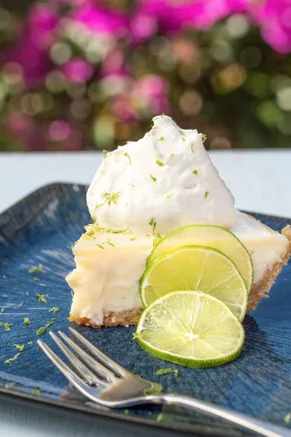 Paula Deen Key Lime Pie with a golden graham cracker crust and creamy frozen lime filling